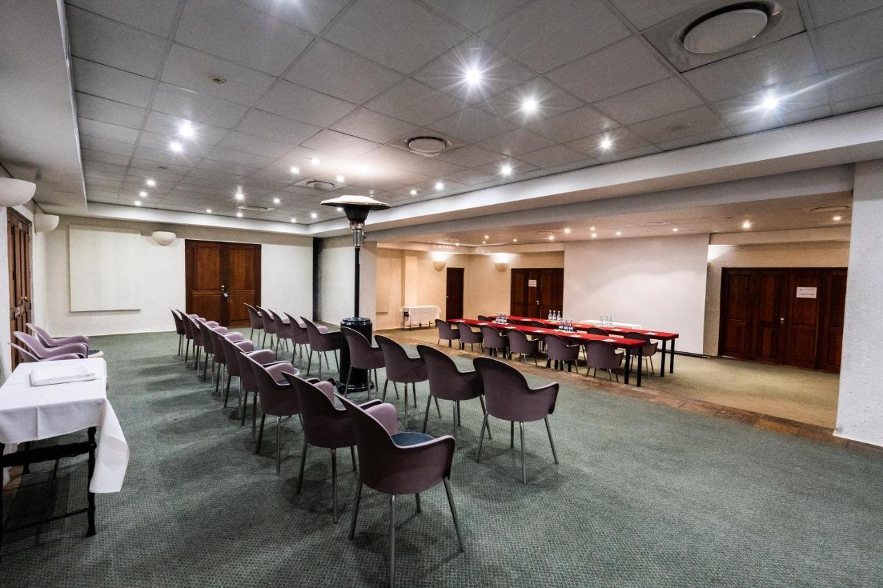 Hakunamatata Lodge & Health Spa/ Wedding & Conference Venue Мулдесдрифт Экстерьер фото